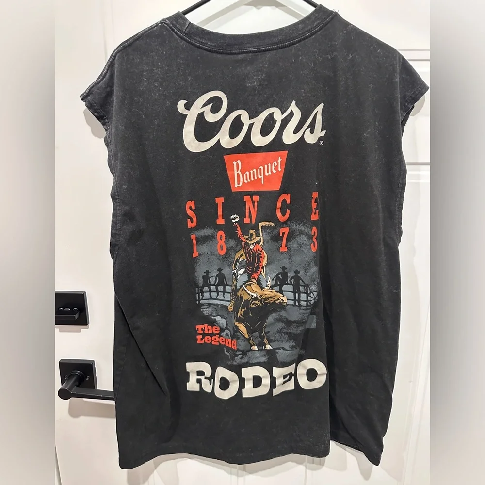 Coors Banquet Black Sleeveless Muscle Tank - Picture 4 of 5